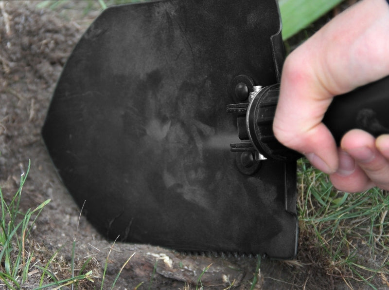 3-i-1 Hopfällbar Spade/Hacka/Såg - Camping