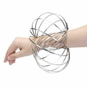 Twist & Flow - Magiskt armband som kryper längs armen