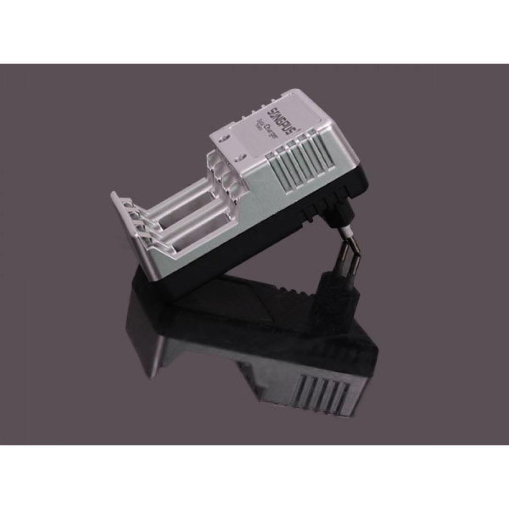 4x Batteriladdare - AA, AAA & 9V Batterier