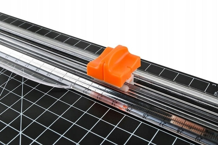 Pappersskärare / Skärmaskin för Papper - A3