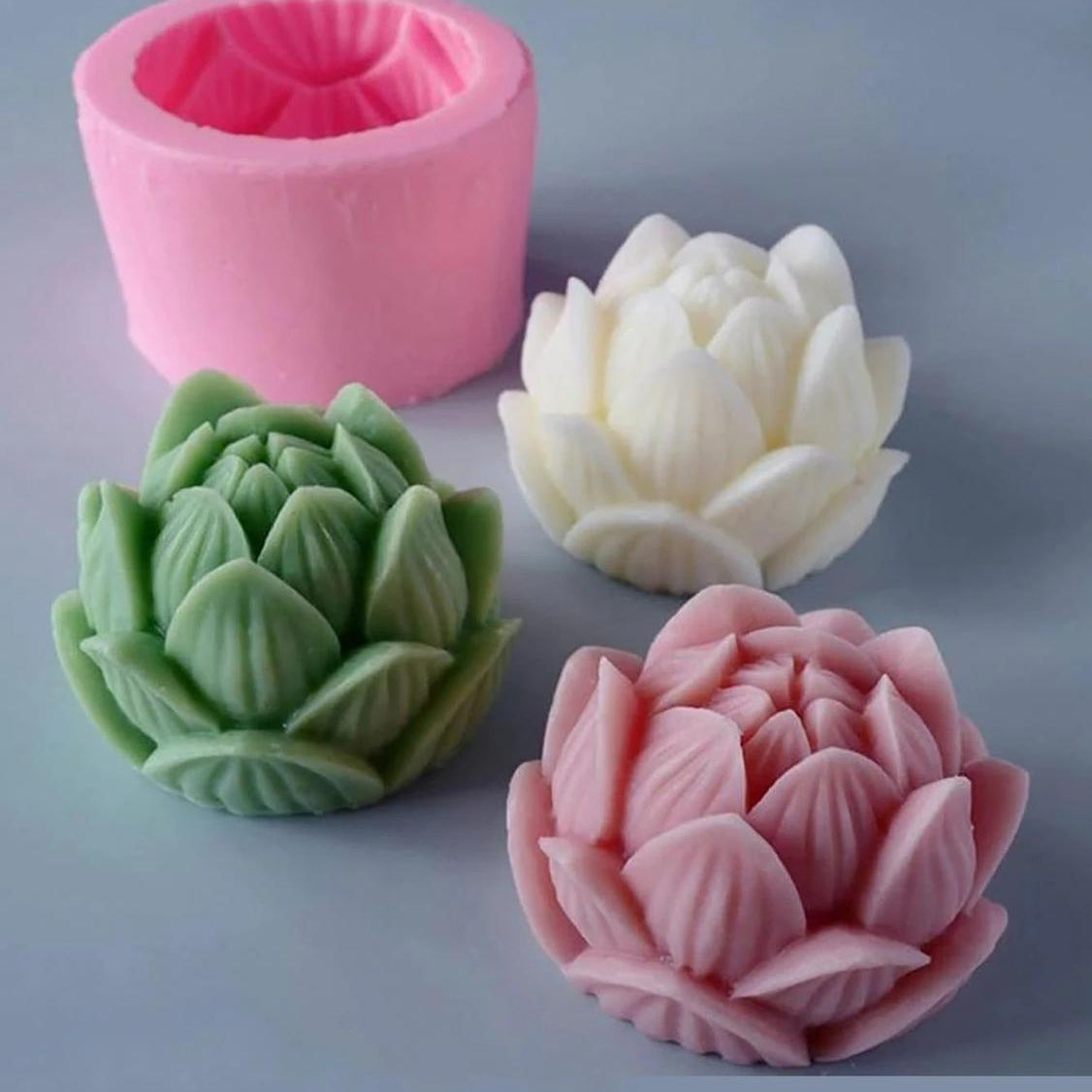LotusformadSilikonformGjutaEgnaLjusFormfrStearinDefaultTitle_8307db85-f141-42ca-8817-07038b75f998.jpg