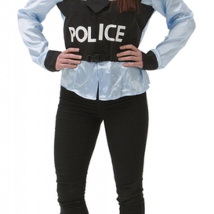 PoliskvinnaMaskeraddrktHalloweenMaskeradDefaultTitle.jpg
