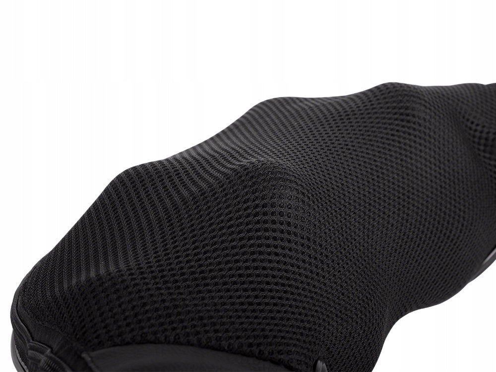 Shiatsu Massage - Masserar nacke, axlar & rygg