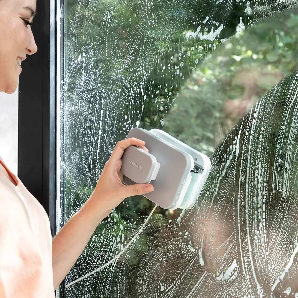 Fönstertvätt till båda sidorna av fönstret - Magnetisk