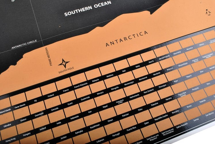 Karta med Skrapa med Accessoarer / Scratch Map / Världskarta - 82 x 59 cm
