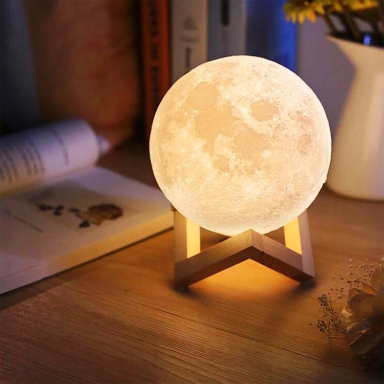 Månlampa med Färgskiftande LED-ljus - 15 cm